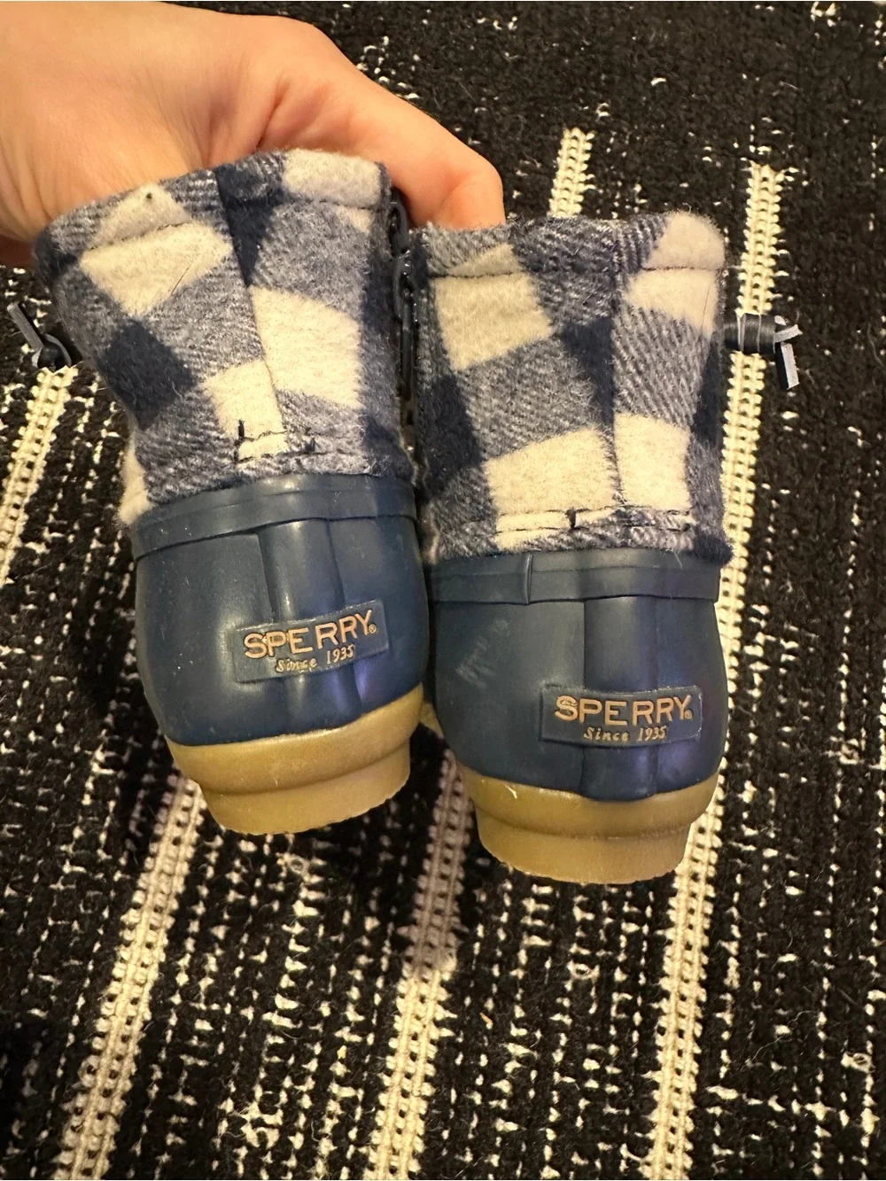 Sperry excellent only